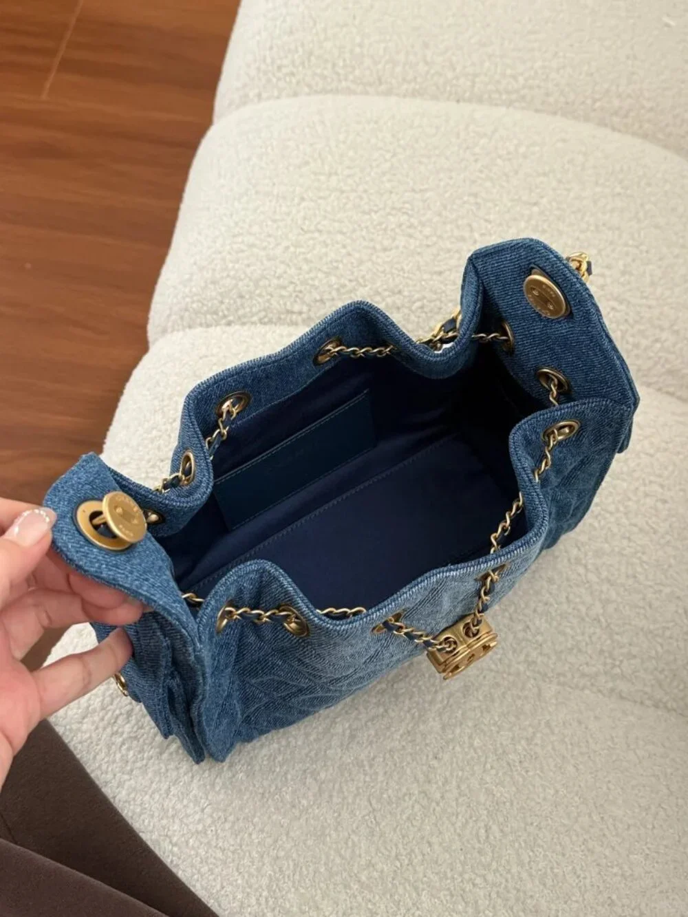 CHANEL please see